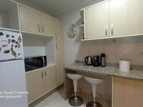 1 Bedroom Apart 500m From Beach in BC CEV1206