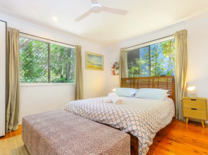 Fingal Beach House 14 Lagoon Road