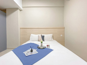 Good And Spacious Studio Lrt City Royal Sentul Park Apartment