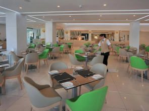 Отель Nelia Beach