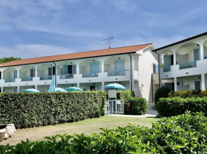 Residence con piscina a 450 mt dal mare