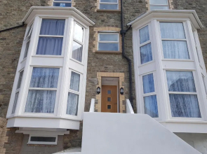 Runnacleave Court, apartment 2