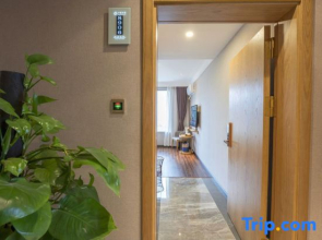 Hu lian xiao zhen boutique hotel