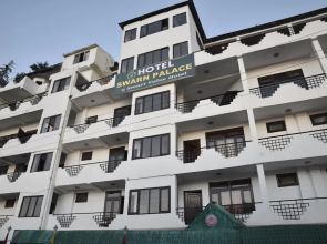 OYO 10432 Hotel Swaran Palace