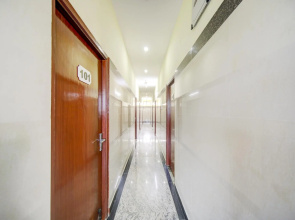 OYO 73817 Green Park