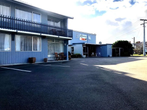Raceway Motel