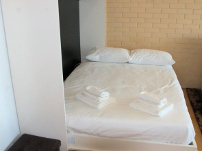 Modern Studio in Estadio do Dragão