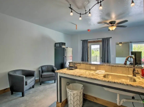 Modern Lava Hot Springs Studio, Walk to Pools