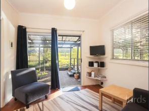 27 Rows on Hermitage