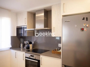 Indústria Apartament per 3 persones a 2 minuts de la platja amb Aire acondicionat i plaça d'aparcament