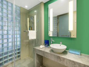 Holiday Inn Express Hangzhou Huanglong