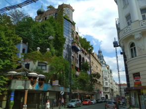 Center ! 3 Stops Away From the Center of Vienna!