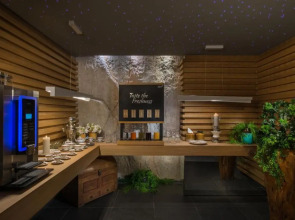 Palace Hotel - Sunny Day Resort