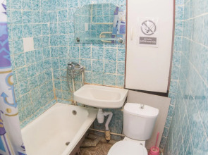 По суткам 33 на улице Горького 77