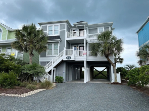 Cavu - 4 Br Home