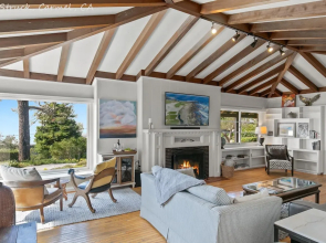 Stunning Ocean Views, Close to Golf, Wine Tasting, Shops, Beach, Aquarium Passes Available!