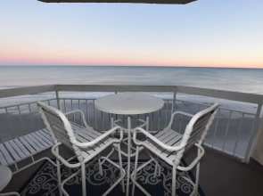 0702 Waters Edge Resort 2 Bedroom Condo by RedAwning