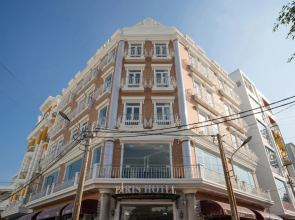 Paris Hotel