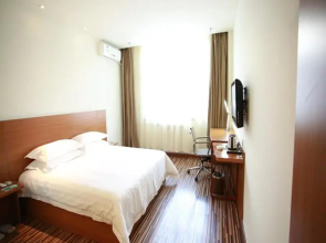 Jinjiang Inn Style (Linfen Shenglong International Plaza Gulou Square Branch)