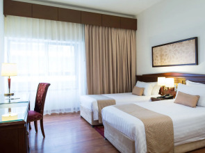 Majestic City Retreat Hotel