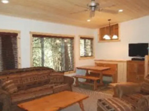 RedAwning Cabin #1L The Tree House