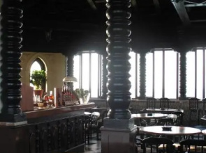Xanadu Mansion (Dupont House)