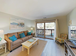 New Listing! Lovely Tanglewood W/ Pool 2 Bedroom Villa