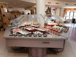 Golden 5 Al Mass Hotel