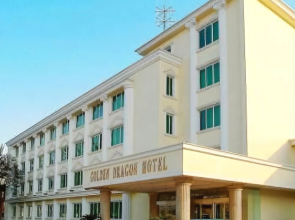 Golden Dragon Hotel(新乡金龙大酒店)