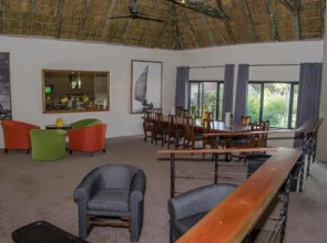 Cradle Moon Lakeside Game Lodge