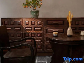 Xiyunqi Guoqiu | Meditation Space Guan Shan Kan Yun Guzhen Quanjing · Cangshanye Boutique Stay