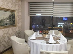 Park Royal Hotel