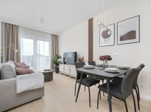 Wroclaw Apartment With Bathub by Renters