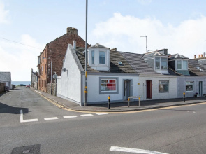 Corner Cottage