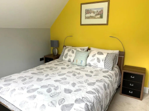 Homelands Apartment