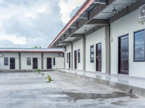 Amor Homestay near Eltari International Airport Mitra RedDoorz
