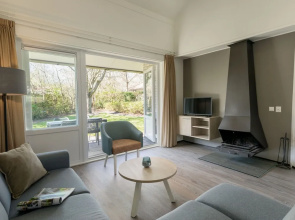 Restyled Single Storey Bungalow, Near the Sea on Texel