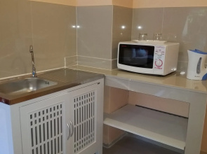 Patumnak Beach Guesthouse
