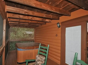 Secluded Sweetheart Escape