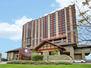 DoubleTree Fallsview Resort & Spa by Hilton Niagara Falls