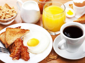 Domino Yerevan Hostel & Tours