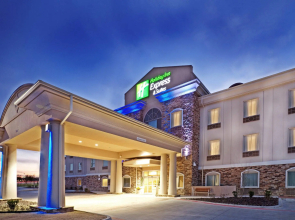 Holiday Inn Express & Suites Dallas Southwest-Cedar Hill by IHG