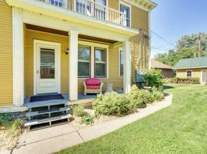 Historic Cathedral Hill Unit w/ Shared Backyard!