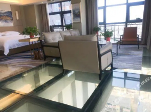 Vienna Hotel (Hanzhong High-speed Railway Station, Zhongxin Plaza)