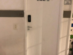 Lindo APARTAMENTO com Varanda à 200m - Praia de BOA VIAGEM