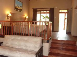 Ytororo Lodge