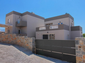 A Wonderful 3 Bedroom Villa in Kounali, Crete Perfect for a Family Vacation