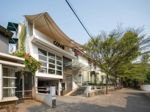 Cove Bening Boutique (Syariah)