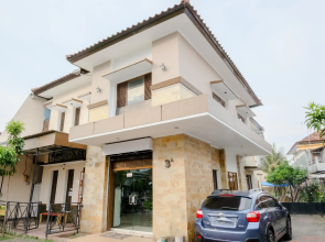 OYO 1509 Candi Panggung Family Guest House Syariah