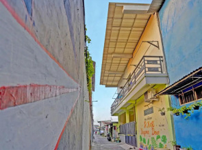 OYO Life 91884 Kost Kusuma Dewi Syariah